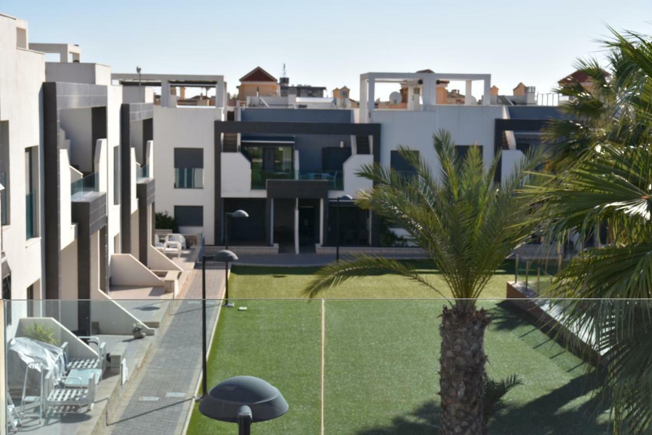 Penthouse Oasis Beach II La Zenia Apartment Dehesa de Campoamor  ภายนอก รูปภาพ